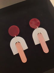 Arc etched drop earrings