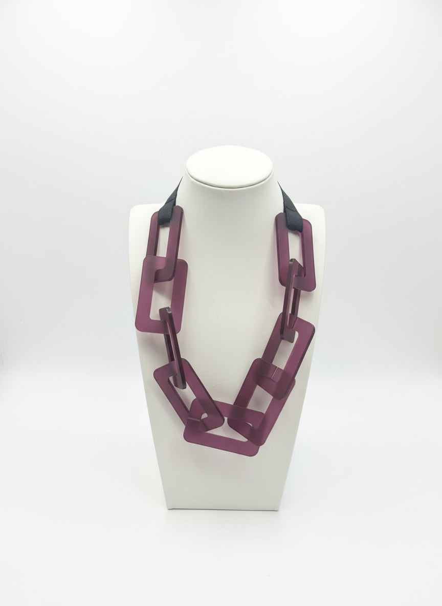 Frosted plum chain Link Necklace
